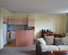 Spring Hill Central Apartments - Tourism Gold Coast 1