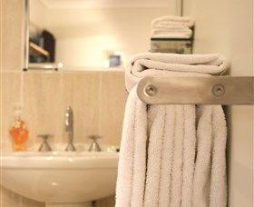 Beachhouse Bed And Breakfast - Tourism Gold Coast 2