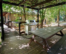 Mt Glorious Getaway Cottages And Conference Centre - Tourism Gold Coast 2