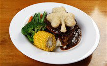 Harrigans Irish Pub And Accommodation - Tourism Gold Coast 5