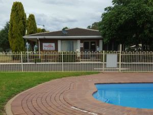 Westview Caravan Park - Tourism Gold Coast 0