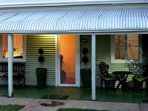 Unique Outback Cottages Hebbard Cottage - Tourism Gold Coast 1