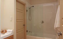 H Boutique Hotel - Pokolbin - Tourism Gold Coast 6