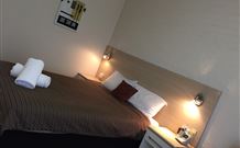 Hamilton's Townhouse Motel - Queanbeyan - Tourism Gold Coast 1