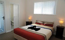 King Street Boutique Motel - Tourism Gold Coast 0