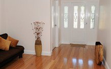 King Street Boutique Motel - Tourism Gold Coast 1