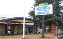 Lake Jindabyne Hotel Motel - Jindabyne - Tourism Gold Coast 1