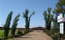 Newell Motor Inn - Narrandera - Tourism Gold Coast 0
