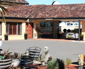 Quality Inn Country Plaza Queanbeyan - Queanbeyan - Tourism Gold Coast 0
