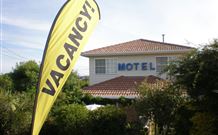 White Lanterns Motel - Armidale - Tourism Gold Coast 3