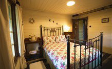 Riverland Holiday Cottage - Tourism Gold Coast 5
