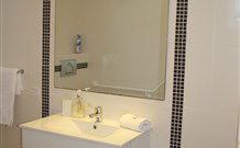 Aarons At Byron - - Tourism Gold Coast 6