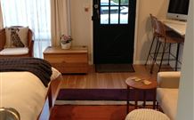 Milo's Bed And Breakfast - Tourism Gold Coast 0