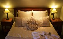 Rose Lindsay Cottage - Tourism Gold Coast 2