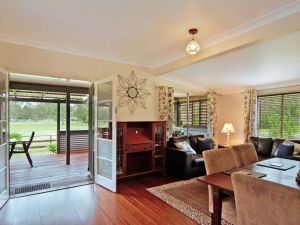 Woollamia Farm Cottage Accommodation - Tourism Gold Coast 0
