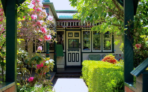 Glenella Blue Mountains - Tourism Gold Coast 0