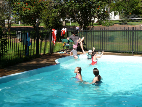 Yarraman Caravan Park & Cabins - Tourism Gold Coast 2