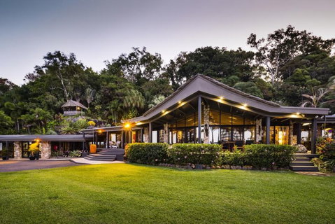 Trinity Beach Palace - Tourism Gold Coast 23