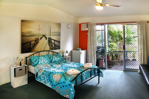 Hervey Bay YHA - Tourism Gold Coast 0
