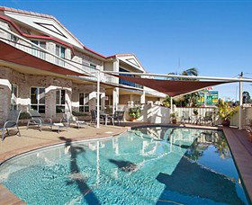 Highlander Motor Inn - Tourism Gold Coast 0