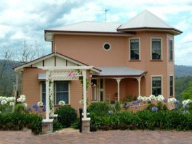 Blue Ridge Manor Bed And Breakfast - Tourism Gold Coast 0
