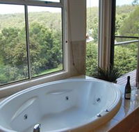 Ravensbourne Escape - Tourism Gold Coast