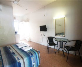 Cool Palms Motel Mackay - Tourism Gold Coast 2