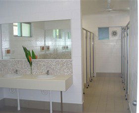 Absolute Backpackers Mission Beach - Tourism Gold Coast 2