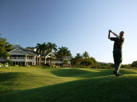 Paradise Palms Resort And Country Club - Tourism Gold Coast 1