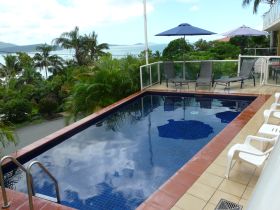 Sunlit Waters Studio Apartments - Tourism Gold Coast 0