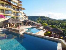 At Waters Edge Resort - Tourism Gold Coast 3