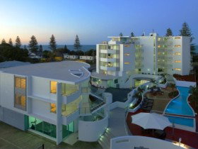 Manta Bargara Resort - Tourism Gold Coast 0