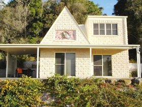 Cooroy Country Cottages - Tourism Gold Coast 3