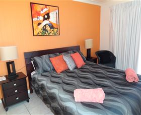 Golden Cane Bed And Breakfast - Tourism Gold Coast 0