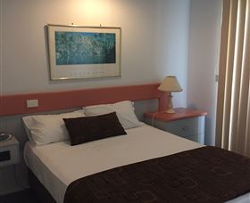 Beachside Motor Inn - Tourism Gold Coast 3