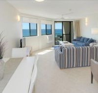 Malibu Mooloolaba - Tourism Gold Coast