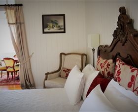 The Grove Cottage - Tourism Gold Coast 0