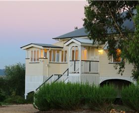 The Grove Cottage - Tourism Gold Coast 1
