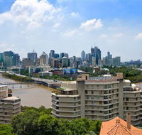 Hillcrest Apartment Hotel - Tourism Gold Coast
