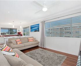 La Costa Motel - Tourism Gold Coast 1