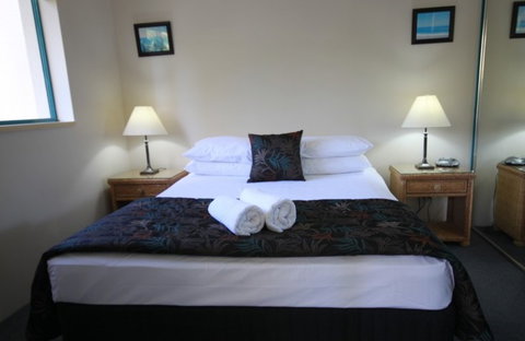 Aruba Beach Resort - Tourism Gold Coast 3