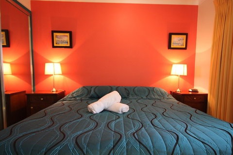 Aruba Beach Resort - Tourism Gold Coast 4