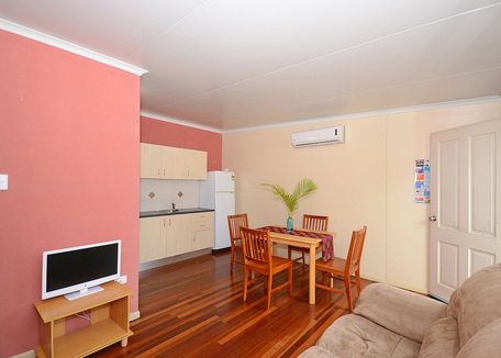 Ned Kellys Motel - Tourism Gold Coast 1