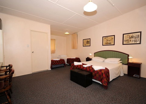 Ned Kellys Motel - Tourism Gold Coast 8