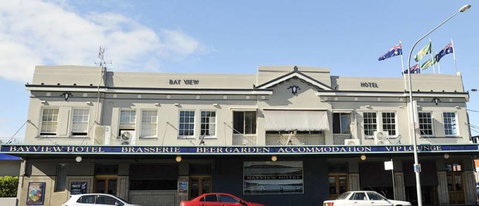 Bay View Hotel - Tourism Gold Coast 22