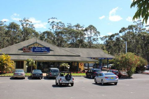 Bonny Hills Beach Hotel - Tourism Gold Coast 6