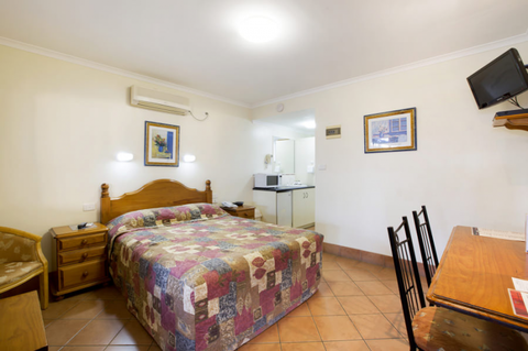 Glenmore Hotel-Motel - Tourism Gold Coast 6