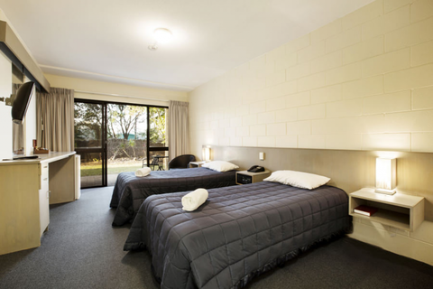 Kawana Waters Hotel - Tourism Gold Coast 7