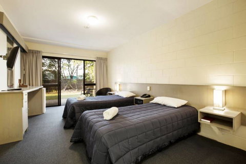 Kawana Waters Hotel - Tourism Gold Coast 22
