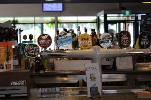 Bonny Hills Beach Hotel - Tourism Gold Coast 11